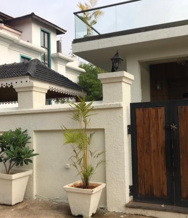 5 BHK House with Swimming Pool Exteriors