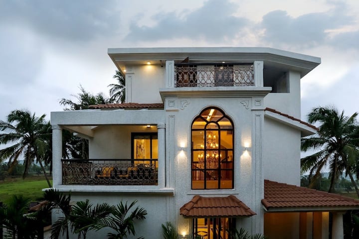 Villa for Resale in Marsierra Exteriors