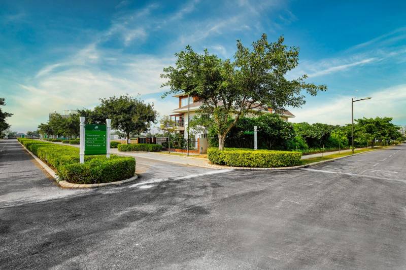 DLF Alameda Floors Exterior Photos