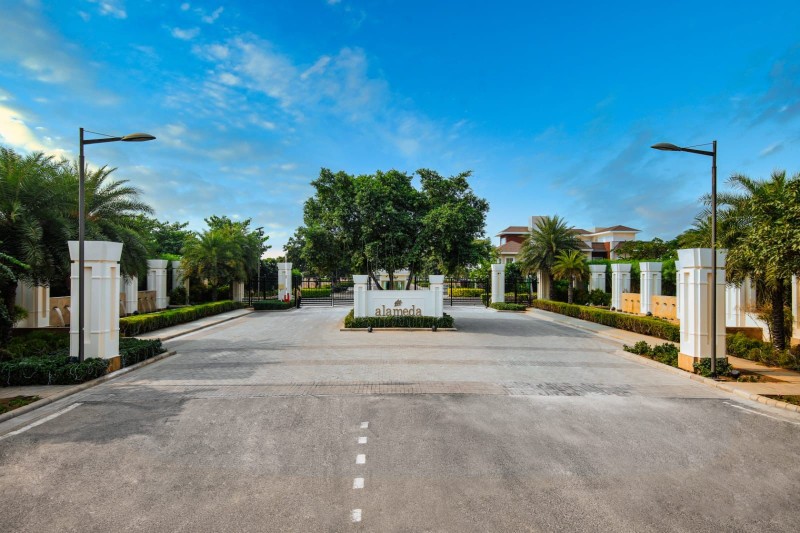 DLF Alameda Floors Exteriors